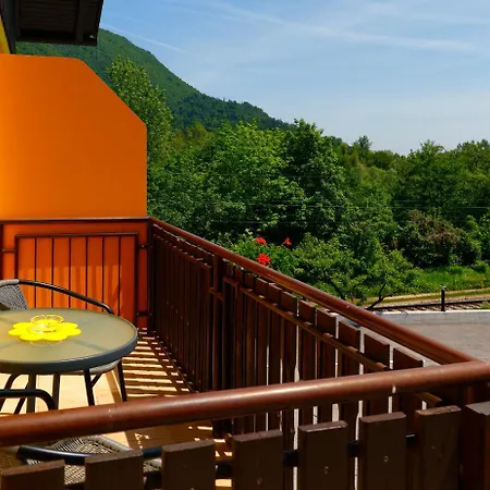 Sustersic Homestay